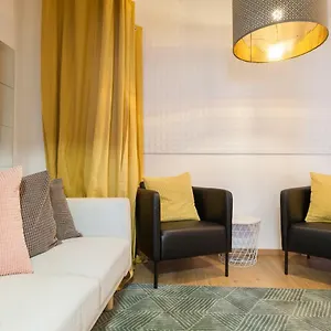 feels-like-home-santa-marta-cozy-flat.hotels-lisbon-portugal.com/